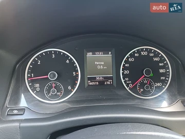 Авто Volkswagen Tiguan 2011 № 8974766