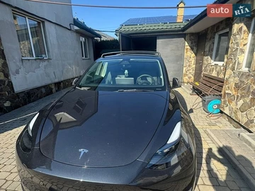 Авто Tesla Model Y 2024 № 8974784