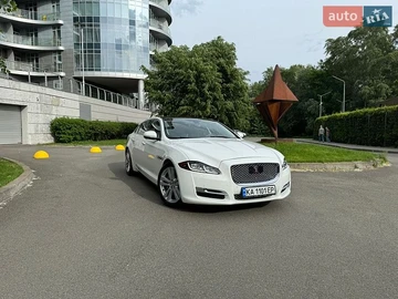 Авто Jaguar Xj 2016 № 8974785