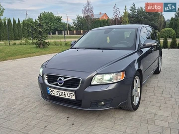 Авто Volvo V50 2011 № 8974859