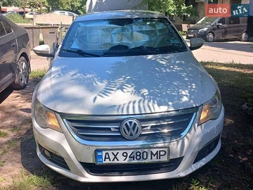 Авто Volkswagen Passat 2010 № 8975000
