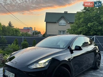 Авто Tesla Model Y 2021 № 8975089