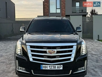 Авто Cadillac Escalade 2015 № 8975148