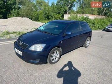 Авто Toyota Corolla 2002 № 8975162