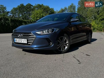 Авто Hyundai Elantra 2018 № 8975268