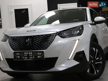 Авто Peugeot E-2008 2021 № 8975358