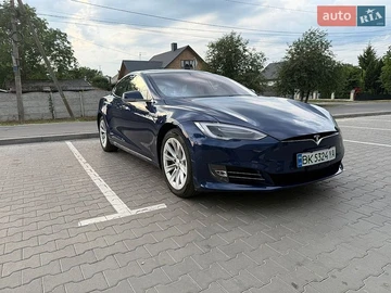 Авто Tesla Model S 2018 № 8975466