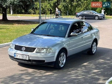 Авто Volkswagen Passat 2000 № 8975509