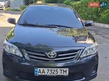 Авто Toyota Corolla 2012 № 8975579