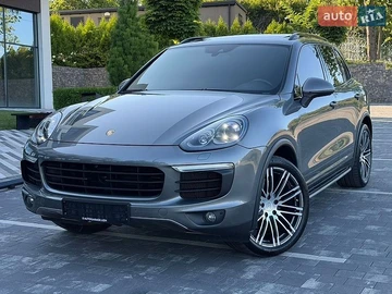 Авто Porsche Cayenne 2015 № 8975721