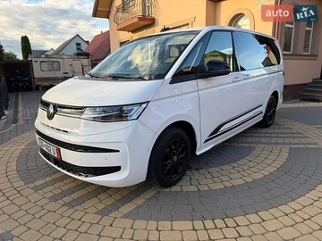 Авто Volkswagen Multivan 2022 № 8975727