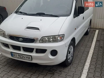 Авто Hyundai H-1 2004 № 8975840