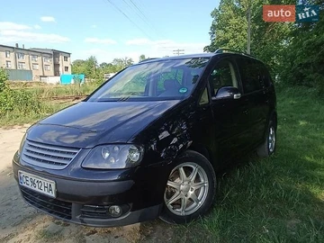 Авто Volkswagen Touran 2003 № 8975844