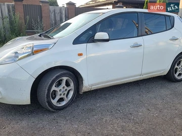 Авто Nissan Leaf 2013 № 8975978