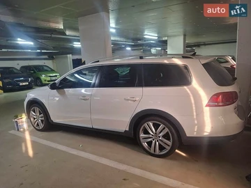 Авто Volkswagen Passat 2012 № 8975990