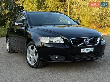 Авто Volvo V50 2011 № 8976155
