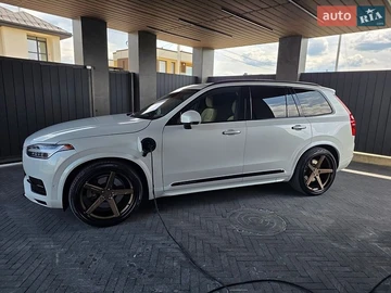 Авто Volvo Xc90 2016 № 8976385