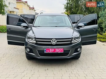 Авто Volkswagen Tiguan 2013 № 8976467