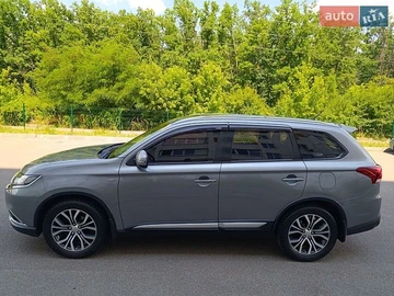 Авто Mitsubishi Outlander 2016 № 8976551