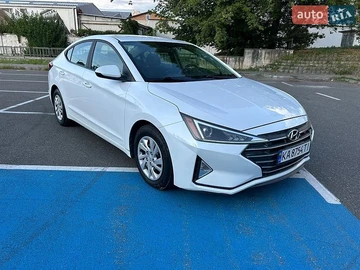 Авто Hyundai Elantra 2018 № 8976603