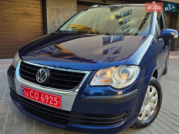 Авто Volkswagen Touran 2008 № 8976680