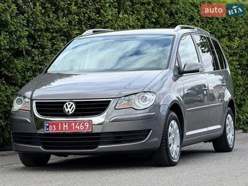 Авто Volkswagen Touran 2009 № 8976686