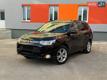 Авто Mitsubishi Outlander 2012 № 8976747