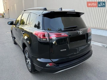 Авто Toyota Rav4 2017 № 8976819