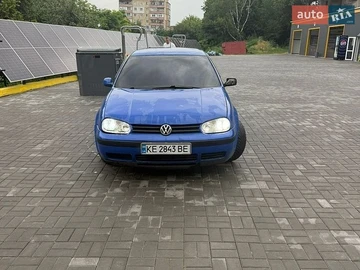 Авто Volkswagen Golf 1999 № 8976838
