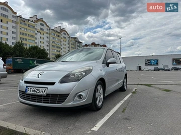 Авто Renault Scenic 2010 № 8976905