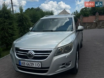 Авто Volkswagen Tiguan 2010 № 8976915