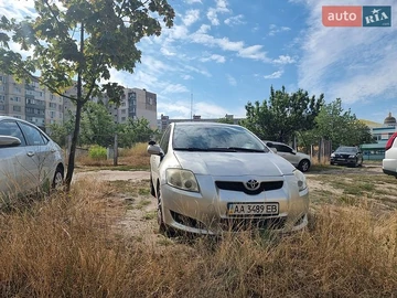 Авто Toyota Auris 2007 № 8977105