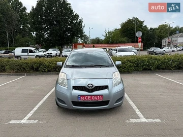 Авто Toyota Yaris 2009 № 8977189