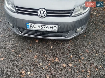 Авто Volkswagen Touran 2012 № 8977216