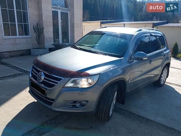 Авто Volkswagen Tiguan 2010 № 8977219