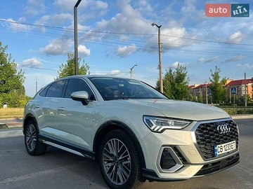 Авто Audi Q3 2021 № 8977426