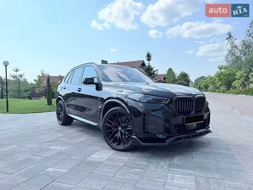 Авто BMW X5 2023 № 8977437