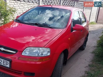 Авто Chevrolet Aveo 2004 № 8977440