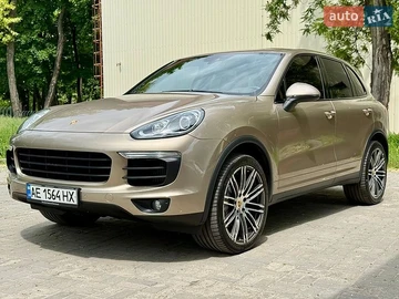 Авто Porsche Cayenne 2016 № 8977849