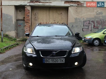 Авто Volvo V50 2009 № 8978081