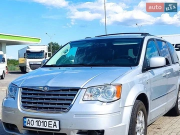 Авто Chrysler Grand Voyager 2008 № 8978084