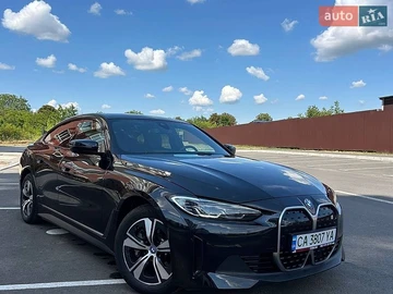 Авто BMW I4 2023 № 8978395