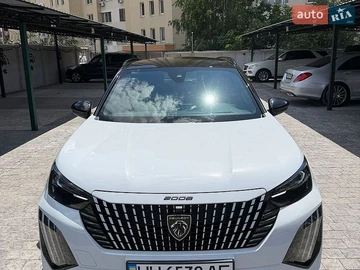 Авто Peugeot 2008 2023 № 8978462