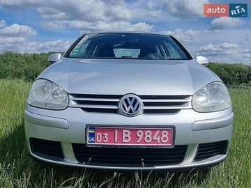 Авто Volkswagen Golf 2005 № 8978509