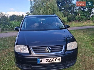 Авто Volkswagen Touran 2006 № 8979066