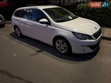 Авто Peugeot 308 2017 № 8979299