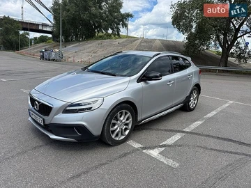 Авто Volvo V40 Cross Country 2017 № 8979357