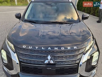Авто Mitsubishi Outlander 2023 № 8979381