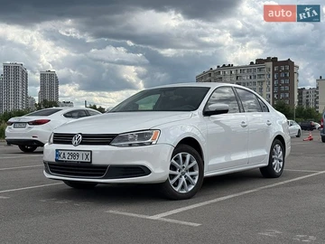 Авто Volkswagen Jetta 2013 № 8979432