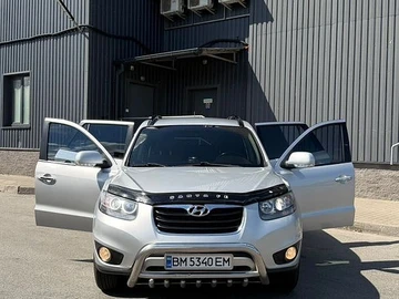 Авто Hyundai Santa Fe 2012 № 8979439